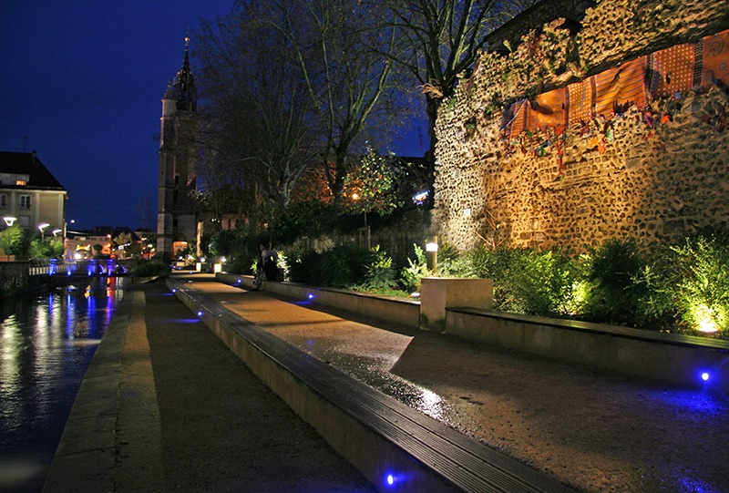 Aménagement lumière de la Promenade Iton à Evreux Promenade Iton Evreux